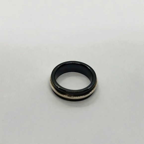 Tiffany & Co. T silver and black titanium ring - Picture 4 of 8